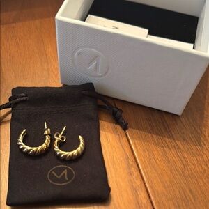 Mejuri Gold Crescent Earrings Minimalist Design